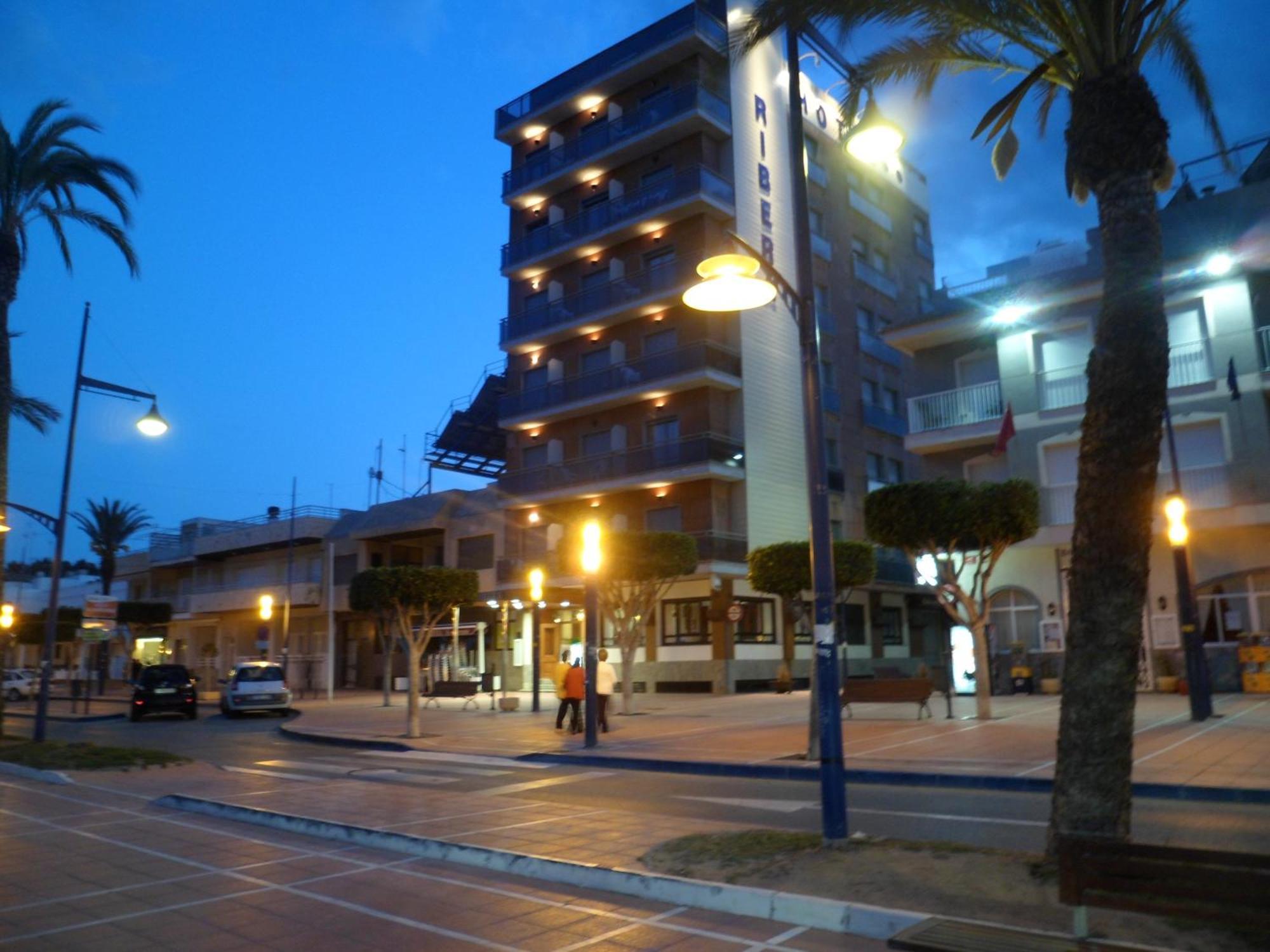 Hotel Ribera Сантяго де ла Рибейра Екстериор снимка