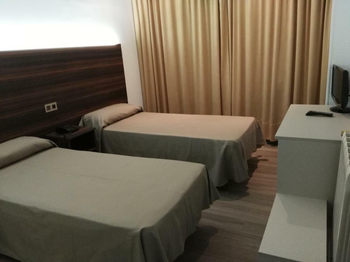 Hotel Ribera Сантяго де ла Рибейра Екстериор снимка